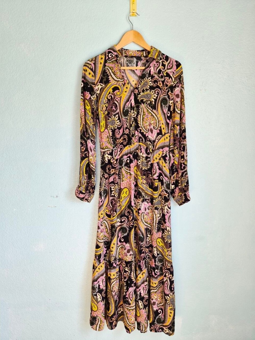 PRE LOVED ZARA PRINTED PAISLEY MIDI DRESS XS